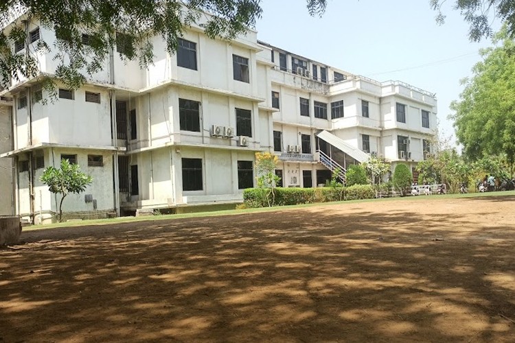 New LJ College of Commerce, Ahmedabad