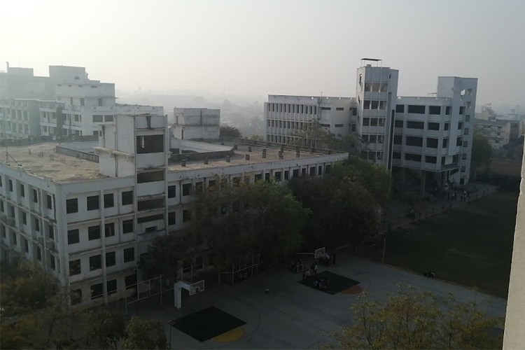 New LJ College of Commerce, Ahmedabad