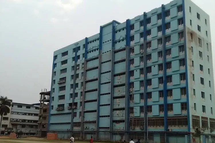 Nil Ratan Sircar Medical College & Hospital, Kolkata