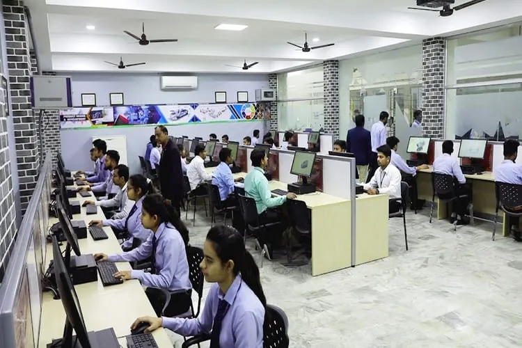 Noida Institute of Engineering and Technology, Greater Noida