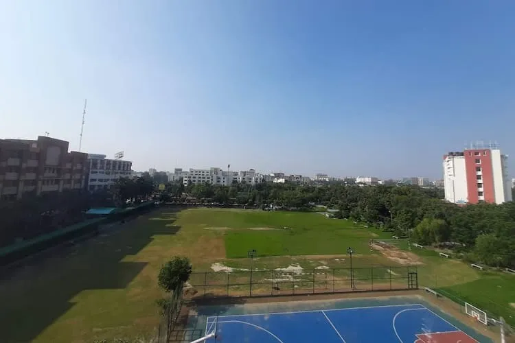 Noida Institute of Engineering and Technology - Pharmacy Institute, Greater Noida