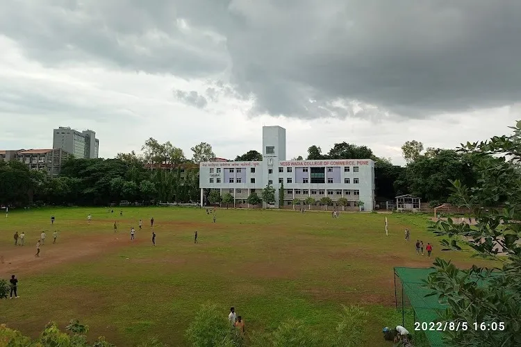 Nowrosjee Wadia College, Pune