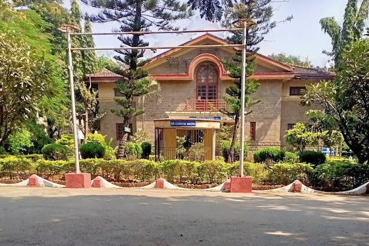 Nowrosjee Wadia College, Pune