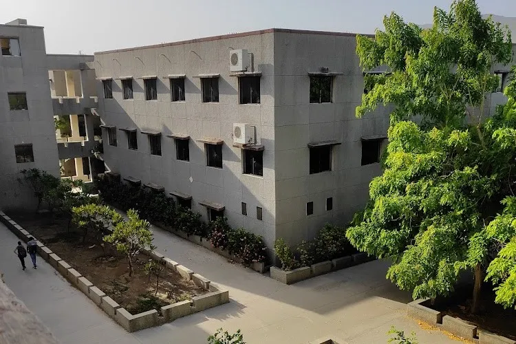 Om Engineering College, Junagadh