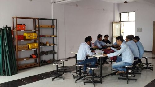Om Institute of Technology, Panchmahal