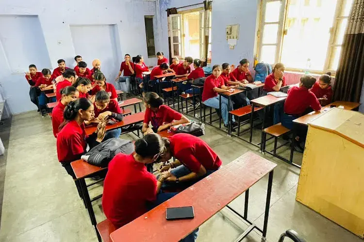 Om Sai Paramedical College, Ambala