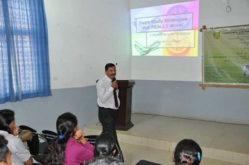 Oxford College, Hubli