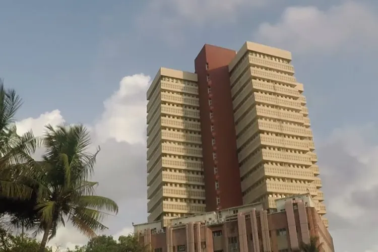 P.D. Hinduja College of Nursing, Mumbai