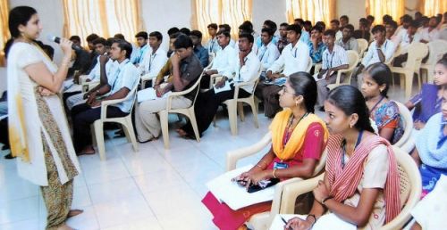 Paavendhar College of Arts & Science, Attur, Salem