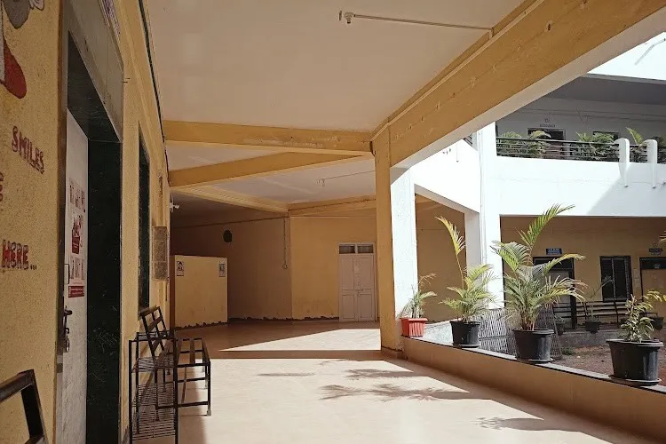 Pandit Deendayal Upadhyay Dental College, Solapur