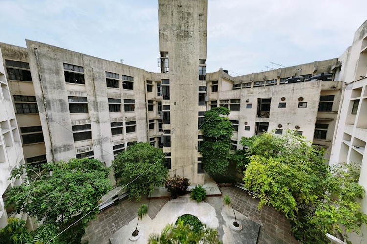 Pandit Deendayal Upadhyay Medical College, Rajkot