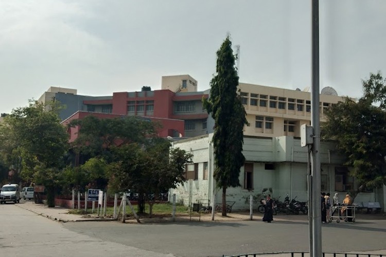 Pandit Deendayal Upadhyay Medical College, Rajkot