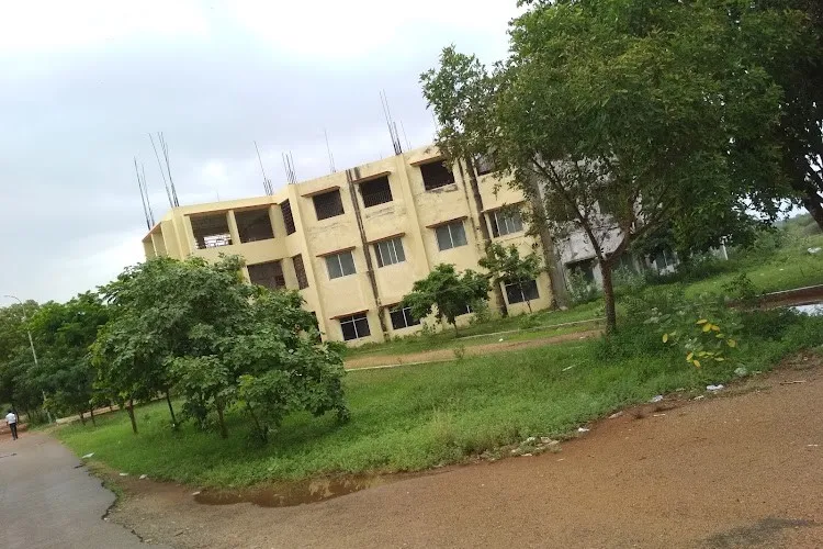 Pavendar Bharathidasan College of Arts and Science, Tiruchirappalli