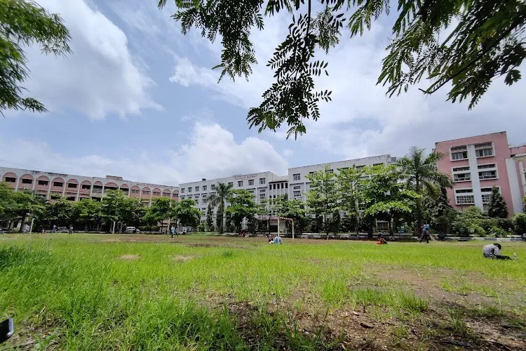 PDEA's Annasaheb Magar Mahavidyalaya, Pune
