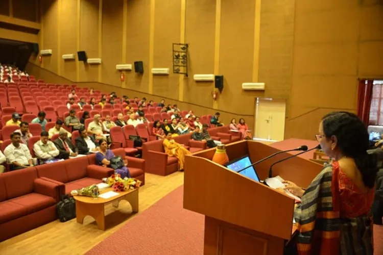 People's College of Medical Sciences & Research Centre, Bhopal