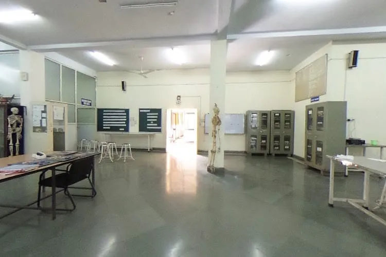 People's College of Medical Sciences & Research Centre, Bhopal