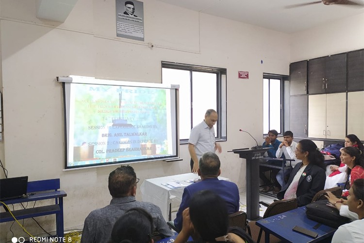 PES's Modern College of Arts, Science and Commerce Ganeshkhind, Pune