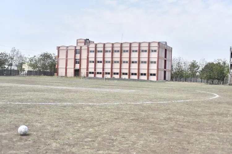 Pioneer Institute of Professional Studies, Indore