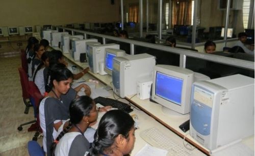 Pithapur Rajah's Government College, East Godavari