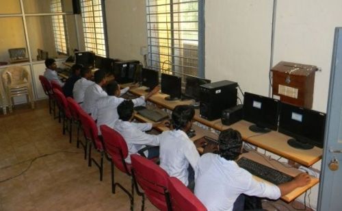 Pithapur Rajah's Government College, East Godavari