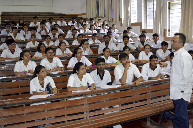 Pramukhswami Medical College, Anand