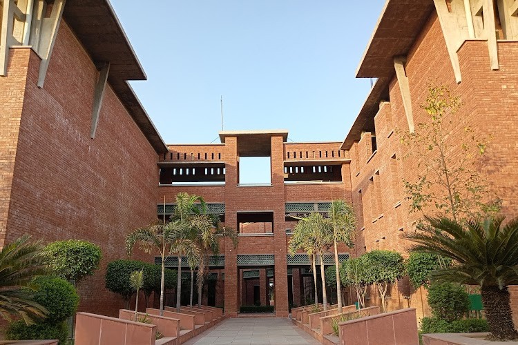 Pranveer Singh Institute of Technology, Kanpur