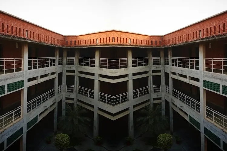 Pranveer Singh Institute of Technology, Kanpur