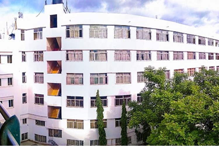 Pratibha College of Commerce & Computer Studies, Pune