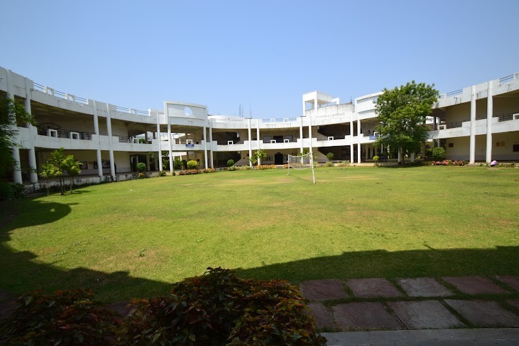 Priyadarshini Institute of Engineering and Technology, Nagpur