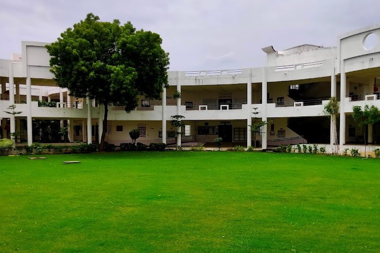 Priyadarshini Institute of Engineering and Technology, Nagpur