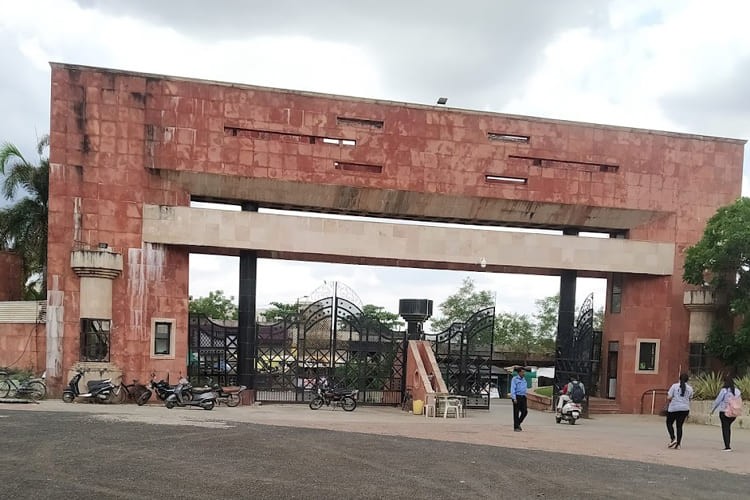 Priyadarshini Lokmanya Tilak Institute of Management Studies and Research, Nagpur