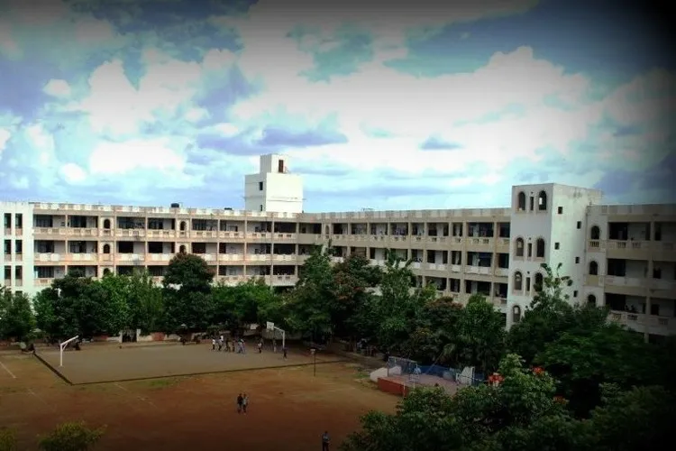 Modern College of Engineering, Pune