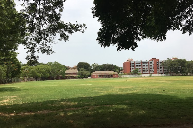 PT Sarvajanik College of Science, Surat