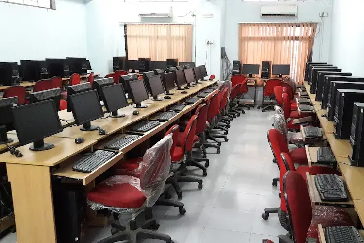 R.G. Kedia College of Commerce, Hyderabad