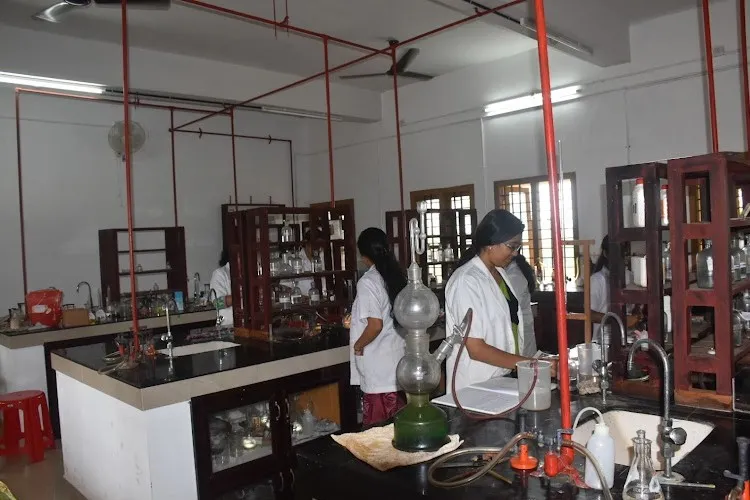 R. Sankar Memorial SNDP Yogam Arts & Science College, Koyilandi