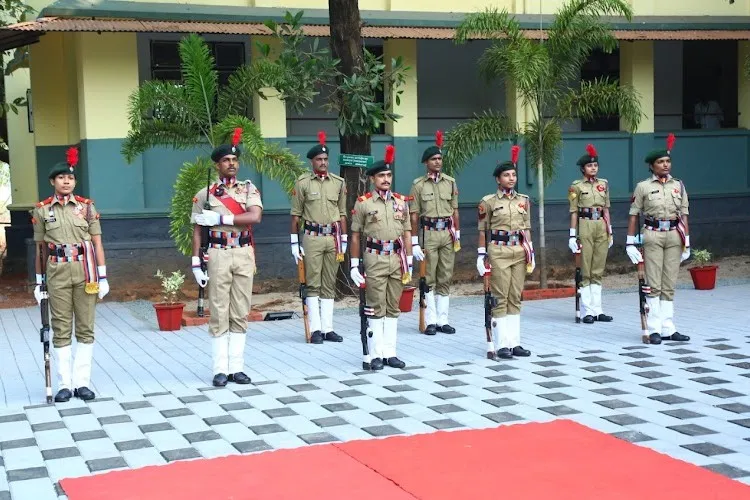 R. Sankar Memorial SNDP Yogam Arts & Science College, Koyilandi