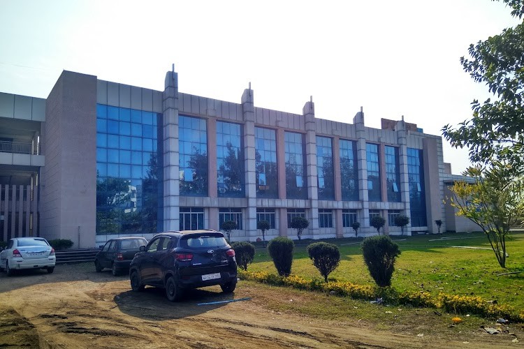 Radharaman Institute of Technology & Science, Bhopal