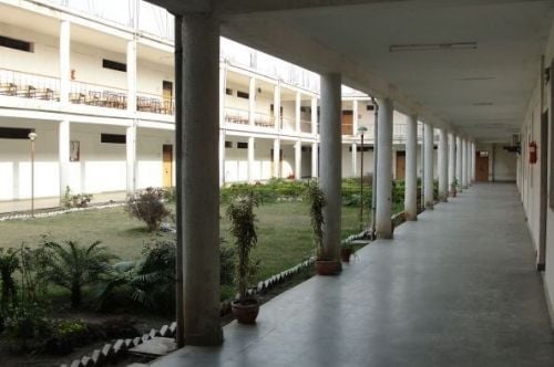 Radhaswami Institute of Technology, Jabalpur