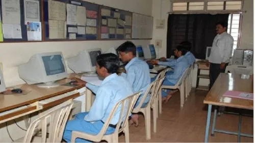 Rajarshi Shahu Mahavidyalaya, Latur