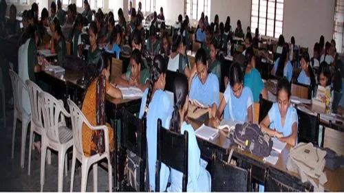 Rajarshi Shahu Mahavidyalaya, Latur