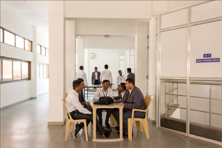 Rajeev Gandhi College of Management Studies, Navi Mumbai
