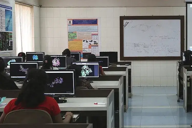 Rajiv Gandhi Institute of Information Technology and BioTechnology, Pune