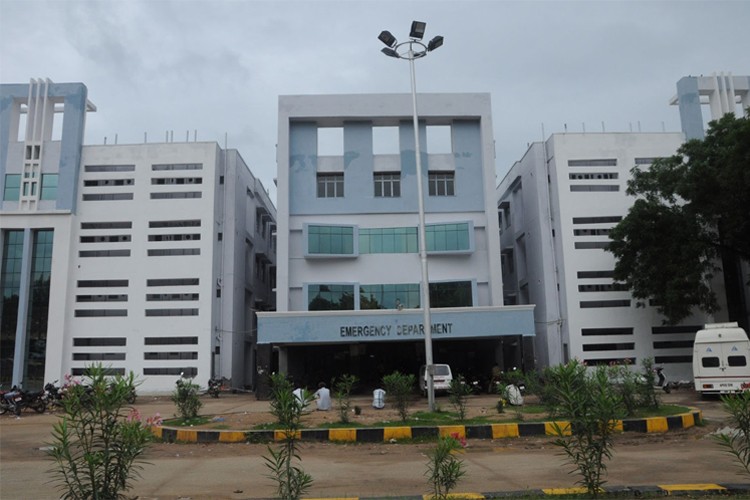 Rajiv Gandhi Institute of Medical Sciences, Adilabad