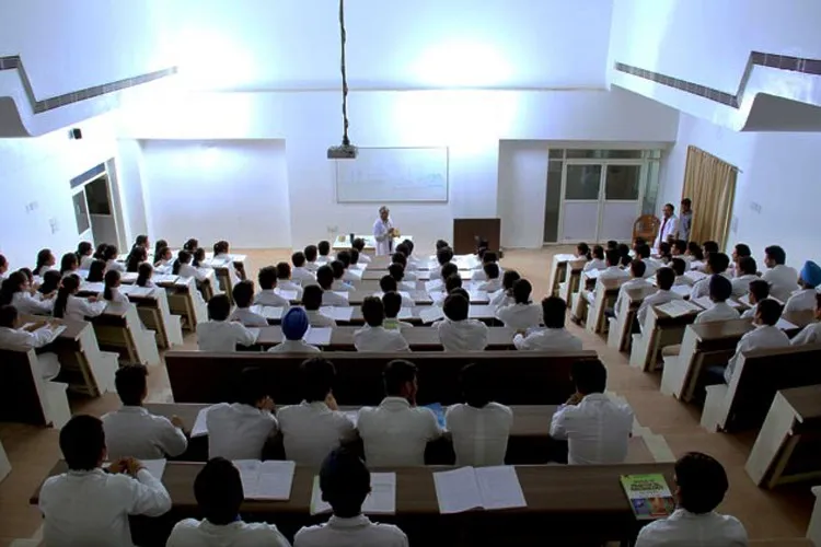 Rajshree Nursing Institute, Bareilly