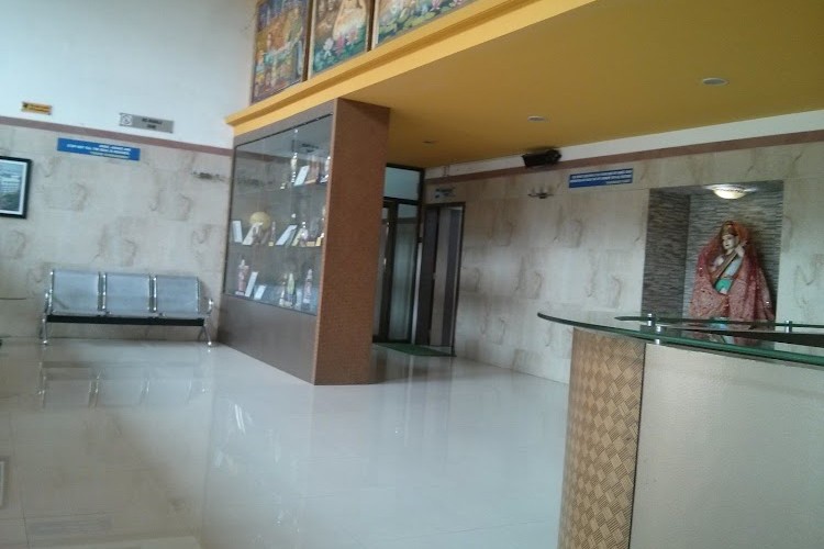 Ramanand Arya D.A.V. College, Mumbai