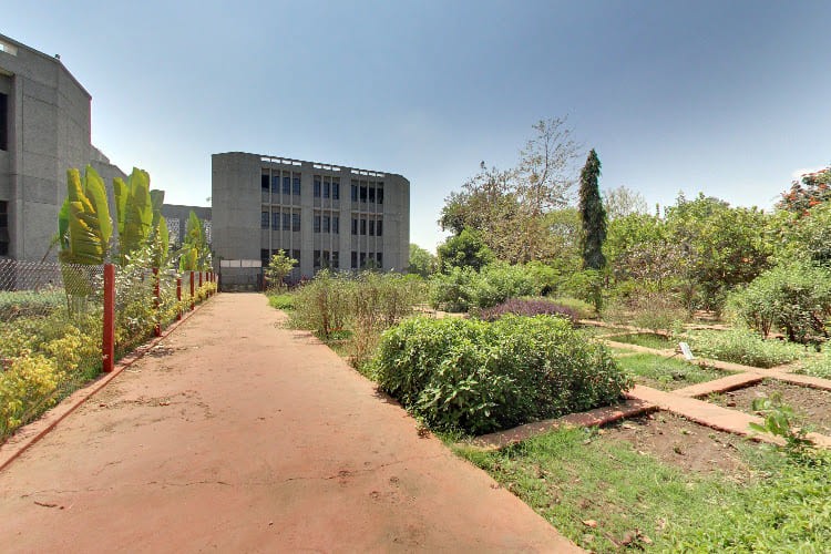 Ramanbhai Patel College of Pharmacy, Anand