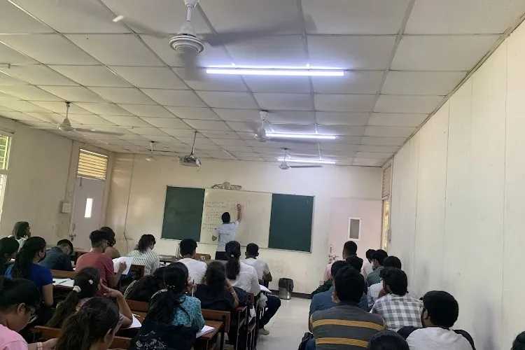 Ramanujan College, New Delhi