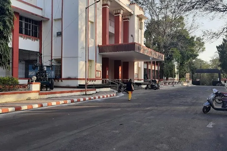 Rani Durgavati Vishwavidyalaya, Jabalpur