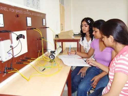 Rayat & Bahra College of Engineering & BioTechnology for Women, Mohali