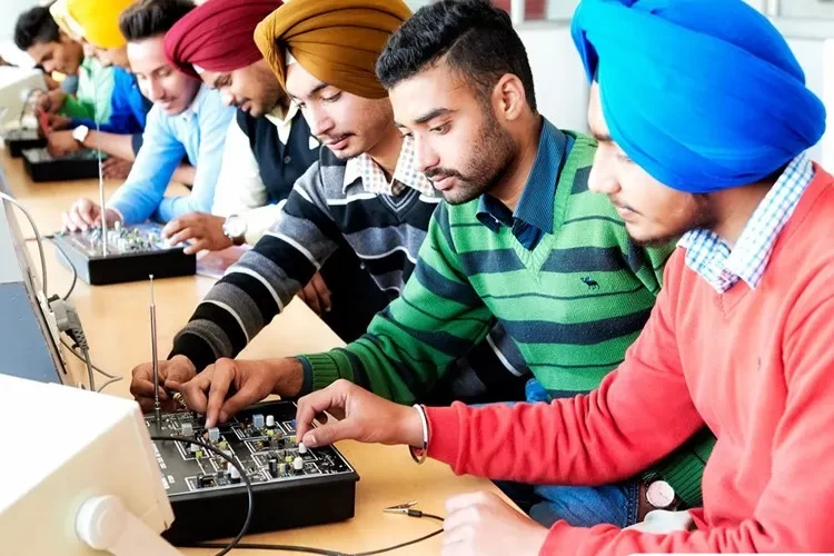 Rayat Bahra University, Mohali